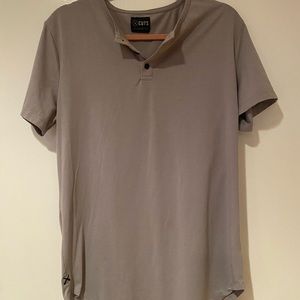 Cuts T shirt 3 buttons